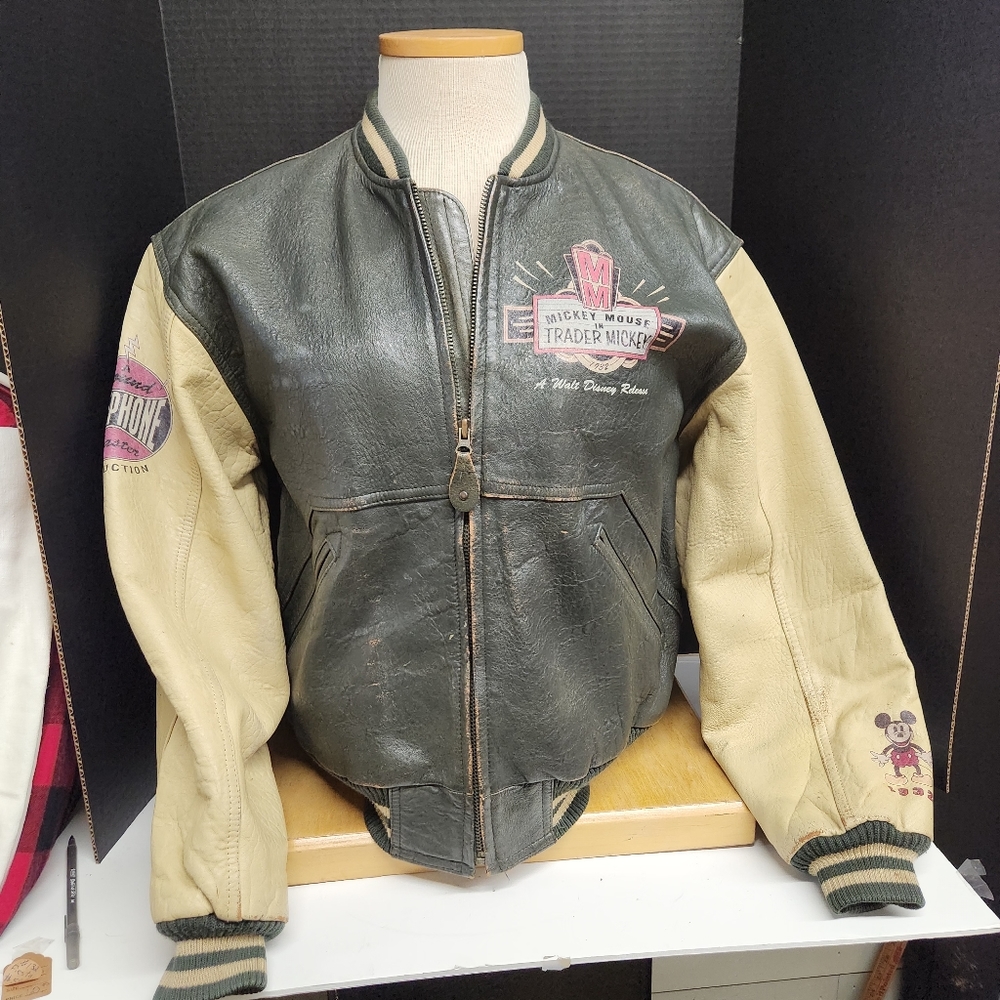 Vintage 1990's The Disney Store Leather Bomber Jacket Mickey Mouse 1930'sCartoon